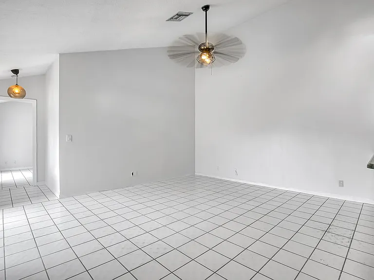 1279 Periwinkle Pl — Photo 17