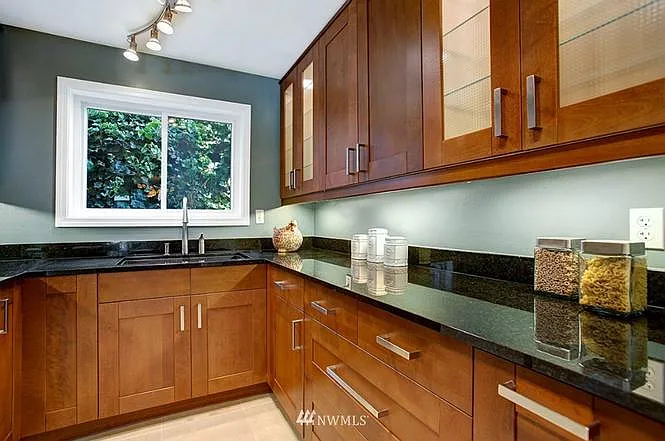13283 15th Ave NE #B19 — Photo 2