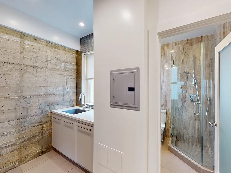 333 Hyde St #12 — Photo 12