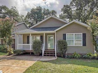 4 Erskine St, Greenville, SC 29607