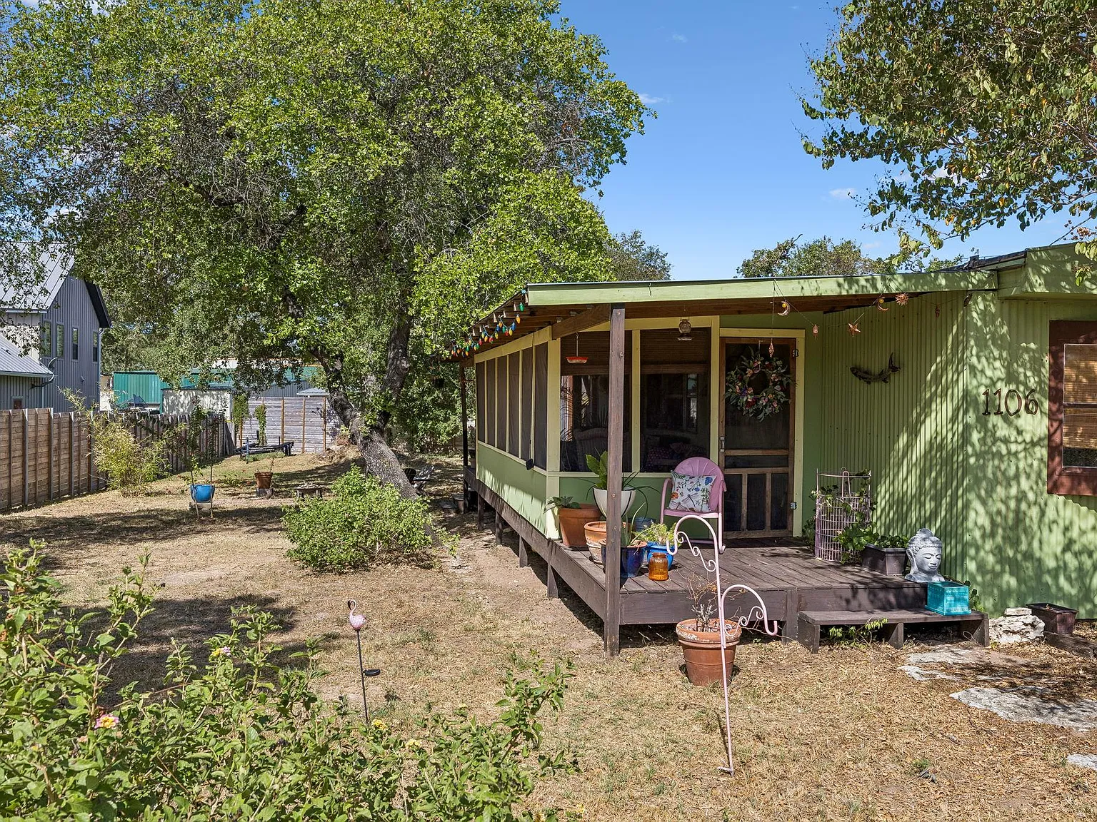 2 bed, 2.0 bath, 672 sqft, $1,650 — Photo 3