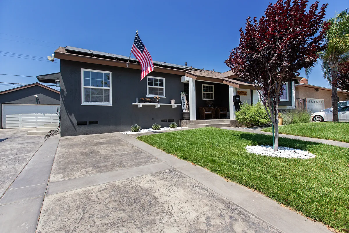 Building Photo - 5576 Palo Verde St