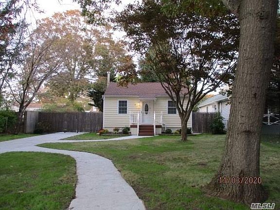 4th image of 43 Rexmere Ave
