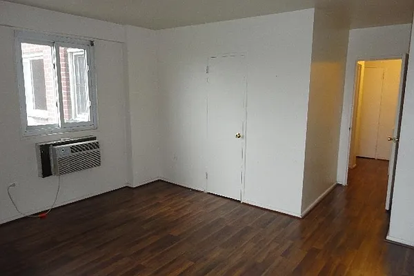 Rented by Corcoran | media 23