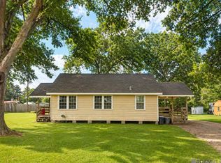 2794 Rush St, Slaughter, LA 70777