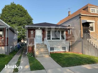 8725 S Luella Ave, Chicago, IL 60617