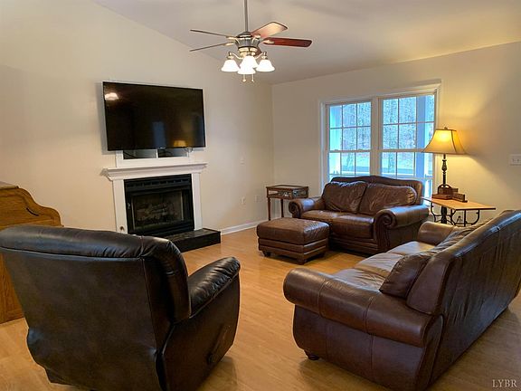 3rd image of 201 Oak Crest Dr Lot 176