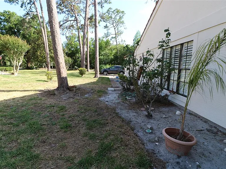5424 Saddlebrook Way — Photo 48