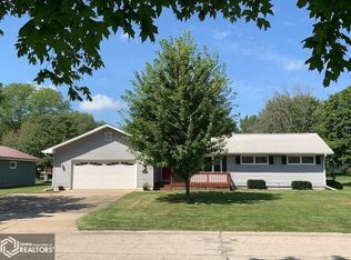 213 S Cherry St, Mount Pleasant, IA 52641