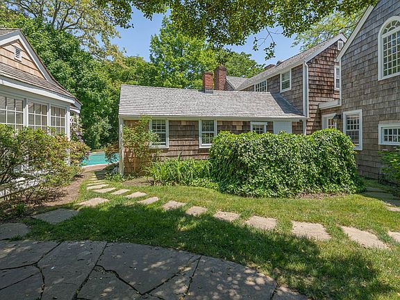 3rd image of 519 Hill St