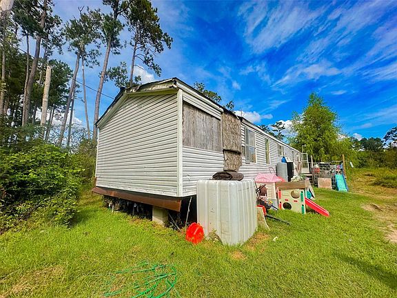 3rd image of 3104 Woodland Ridge Dr