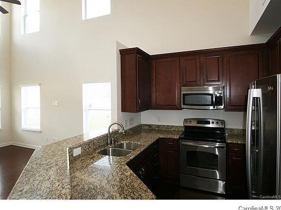 2nd image of 4602 Craigmoss Ln #4602