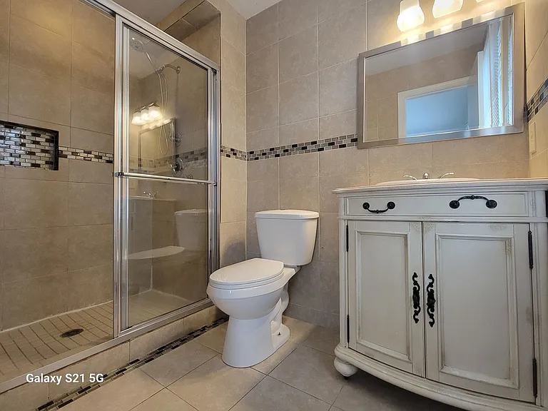 1563 Jameson Dr — Photo 18