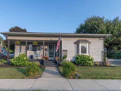 245 W Whitley St, Churubusco, IN, 46723