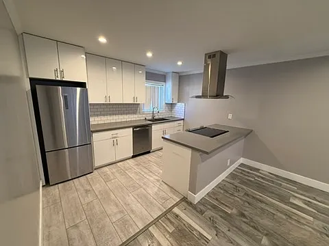 217 Santa Clara Ave #404 — Photo 7