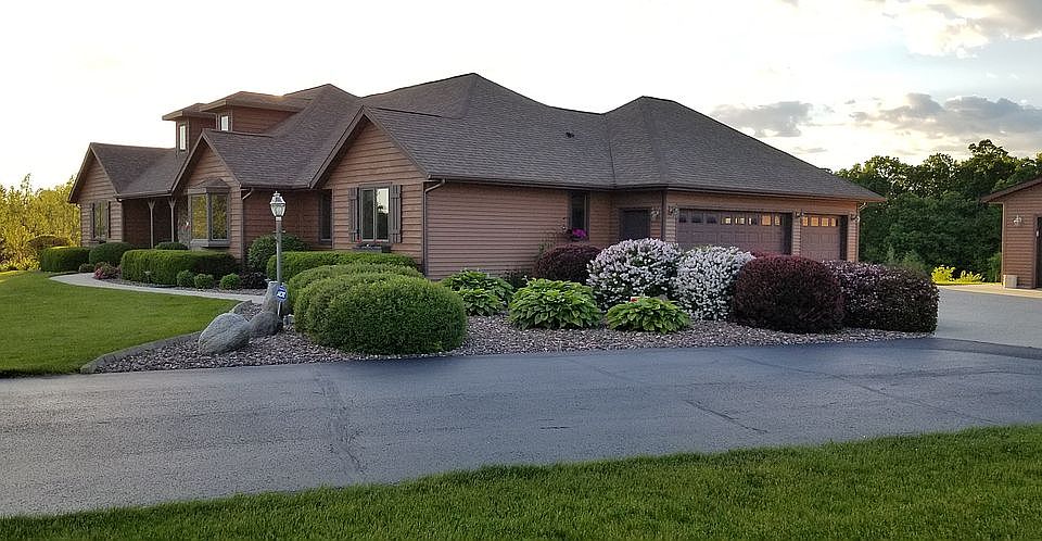1st image of 4646 Church Dr