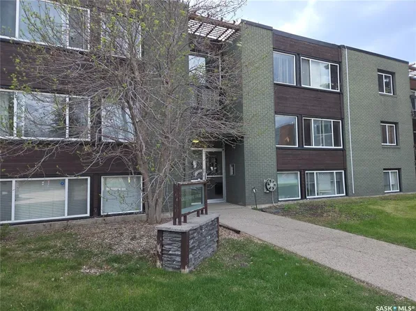 UNIT 22-208 Lindsay PLACE, Saskatoon, SK S7H 3E6