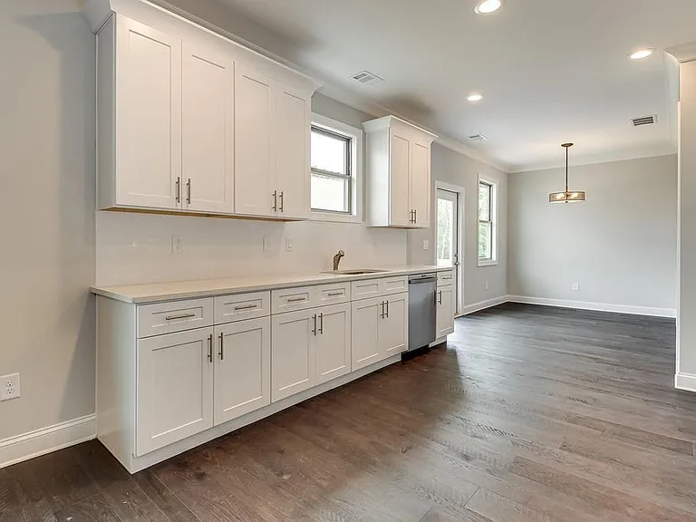 35 Sudderth St — Photo 23