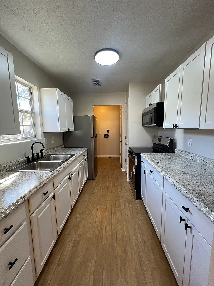 Building Photo - 506 Malone Cir