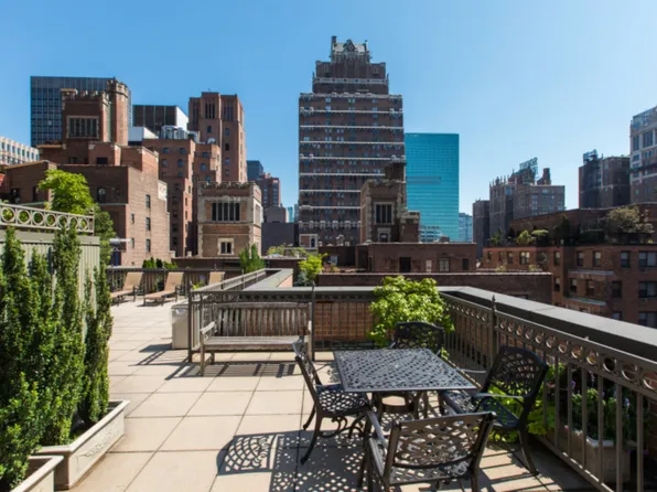 305 East 40th Street image 18 of 25