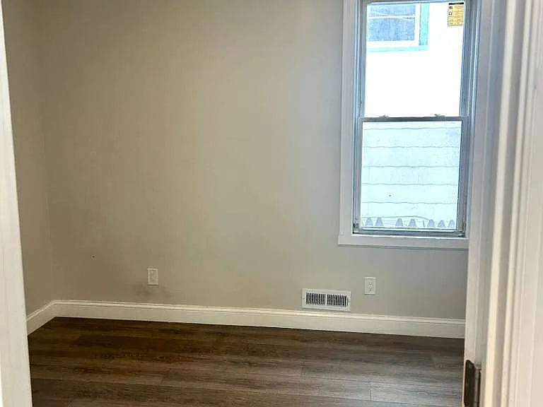 124 Charles St #2 — Photo 3