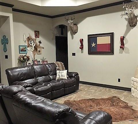 4th image of 6130 E Goldenrod Dr