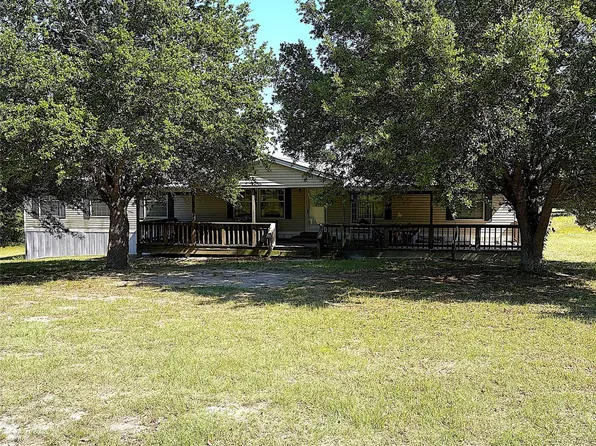 9678 State Highway 7 E, Centerville, TX 75833