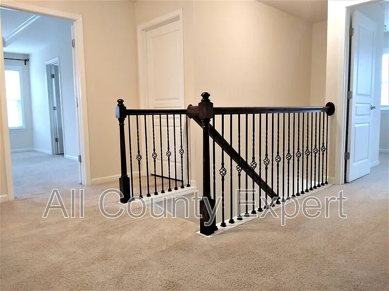 635 Glenish Ct — Photo 13