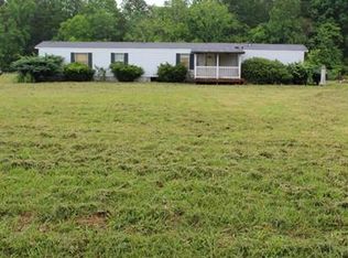 1810 Hewitt Rd, Claremont, NC 28610