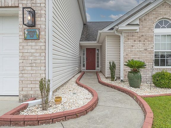 3rd image of 262 Palladium Dr.
