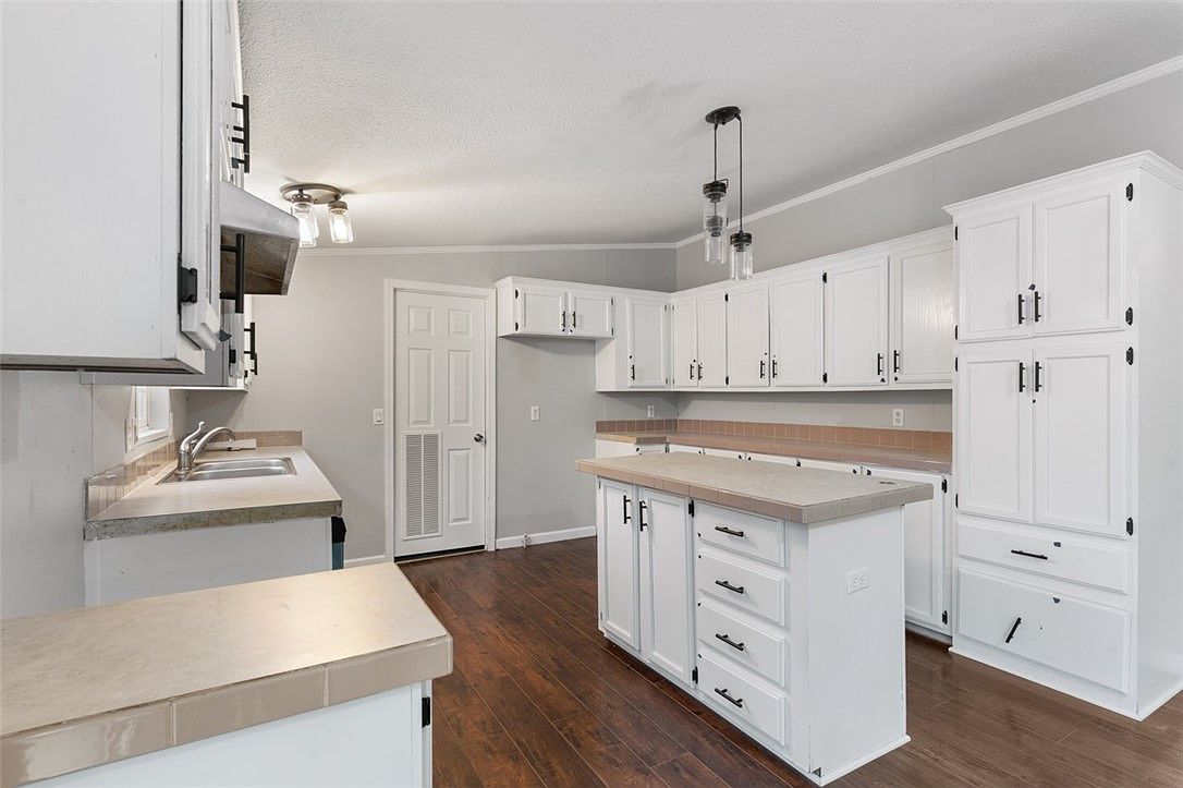 12100 Maple Cir, Bella Vista, AR 72715 Zillow