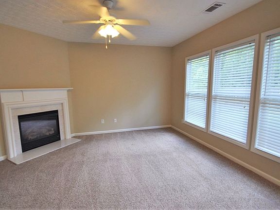 2nd image of 4594 Windale Dr