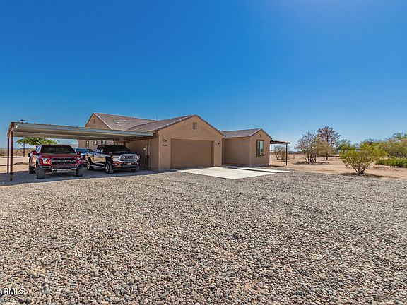 3rd image of 35205 W VAN BUREN Street