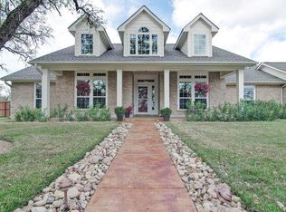 300 Summer Mountain Dr, San Marcos, TX 78666