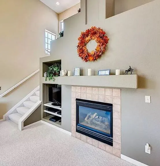 5971 S Waco St — Photo 4