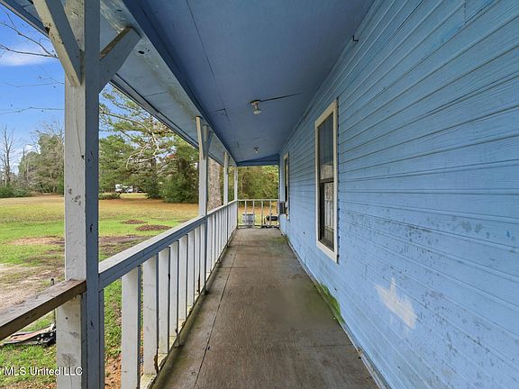 5th image of 1743 Mount Zion Rd