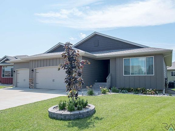 2nd image of 2409 S Kierra Ct