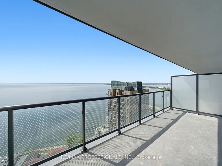 2075 Lakeshore Rd #2404 — Photo 13