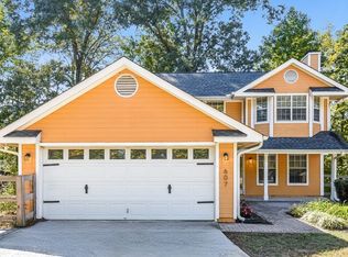 607 Caliber Ct, Woodstock, GA 30188