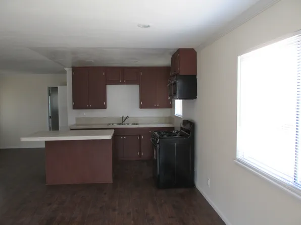 254 Sierra Vista St, Ridgecrest, CA 93555