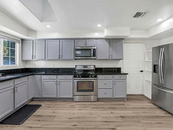 3rd image of 5719 Beckford Ave