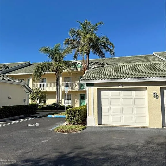 4985 Sandra Bay Dr #203 — Photo 16