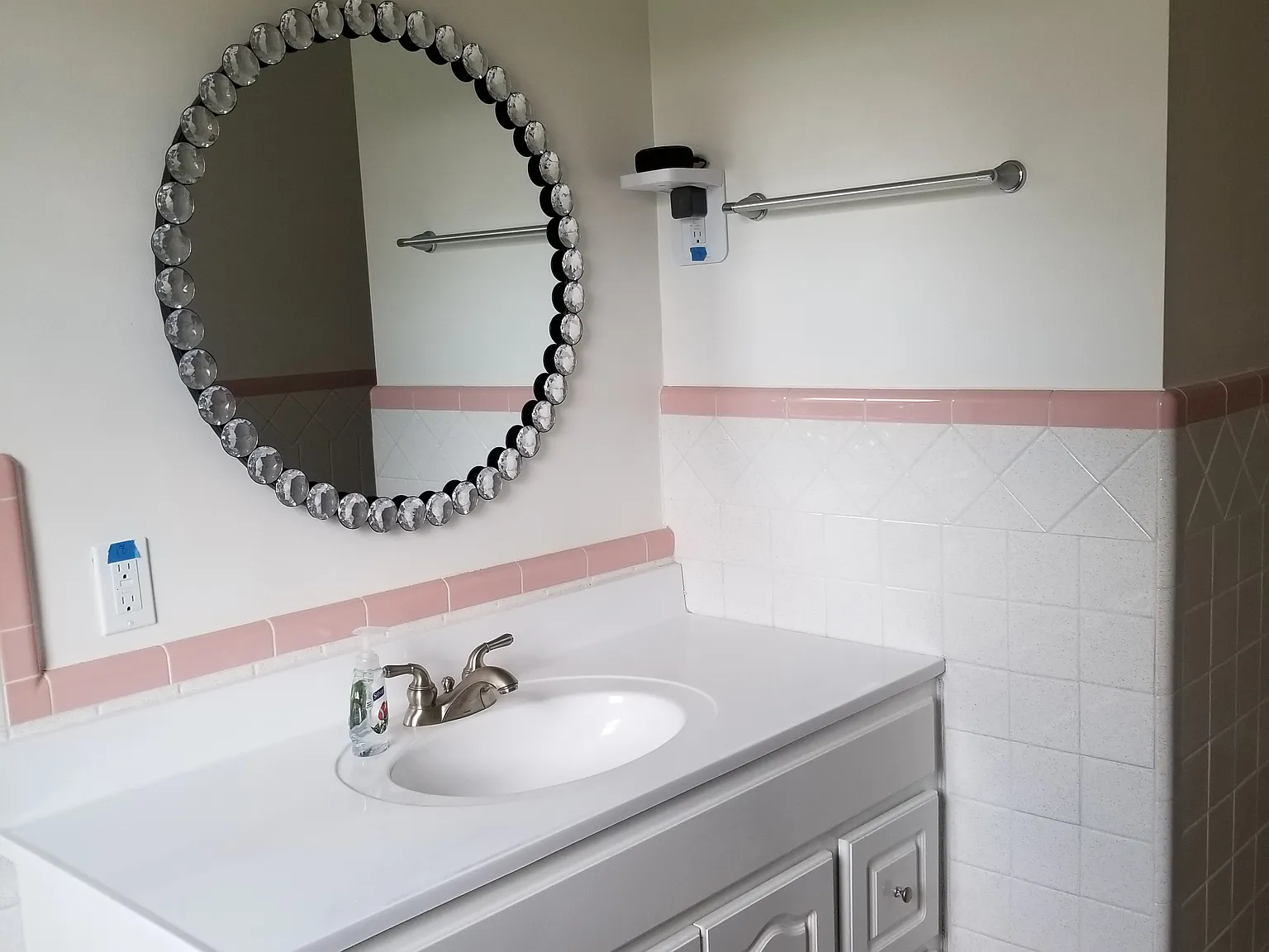 3 bed, 1890 sqft, $2,000 — Photo 4