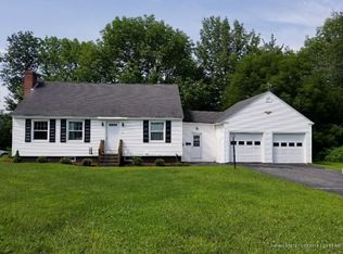 115 Pleasant St, Farmington, ME 04938