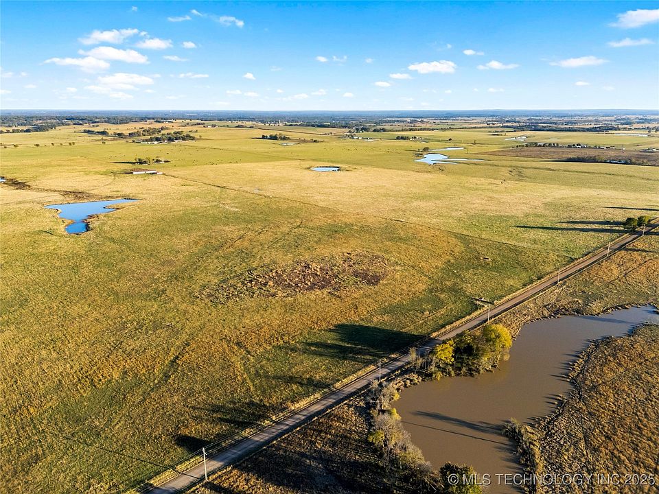 1st image of 6 E 330th Rd