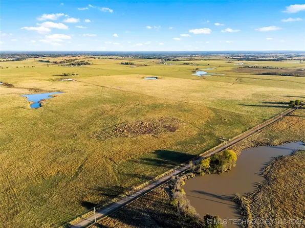 6 E 330th Rd, Big Cabin, OK 74332