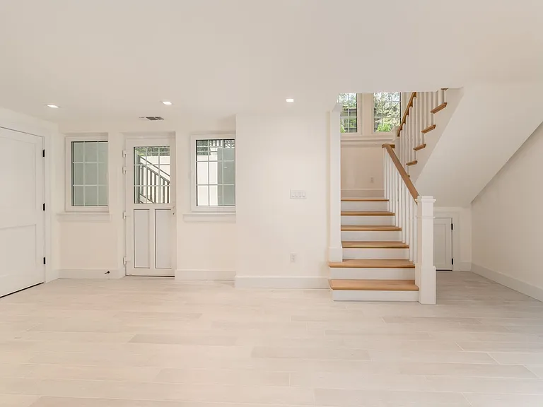 3903 Legation St NW — Photo 37
