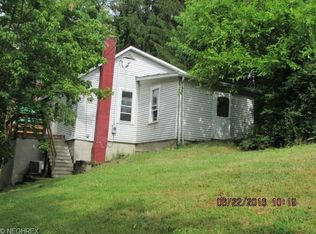 1009 Maple Ave, Bellaire, OH 43906