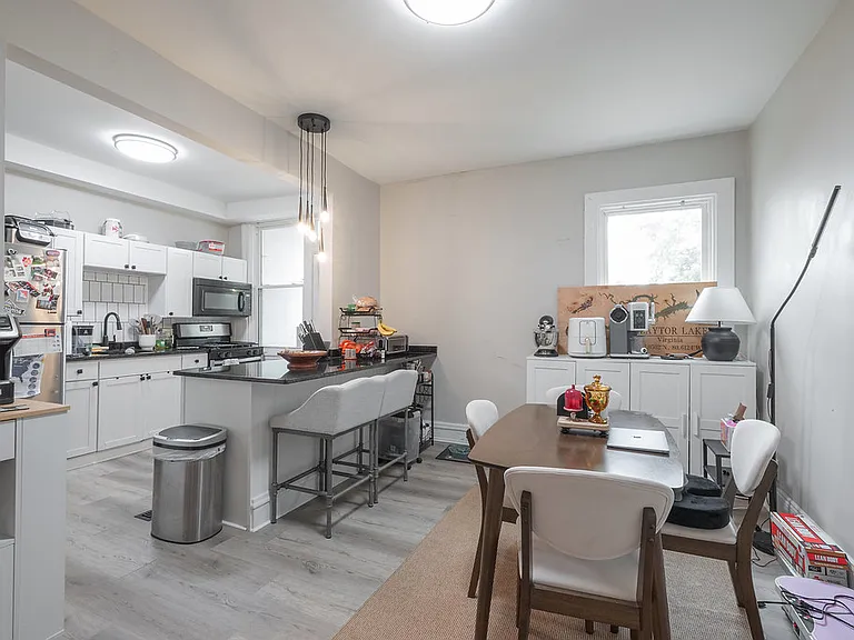 402 S Stafford Ave — Photo 11