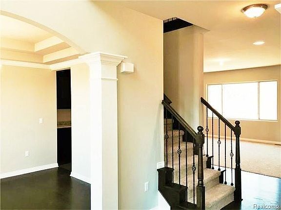 3rd image of 2755 W Wattles Rd